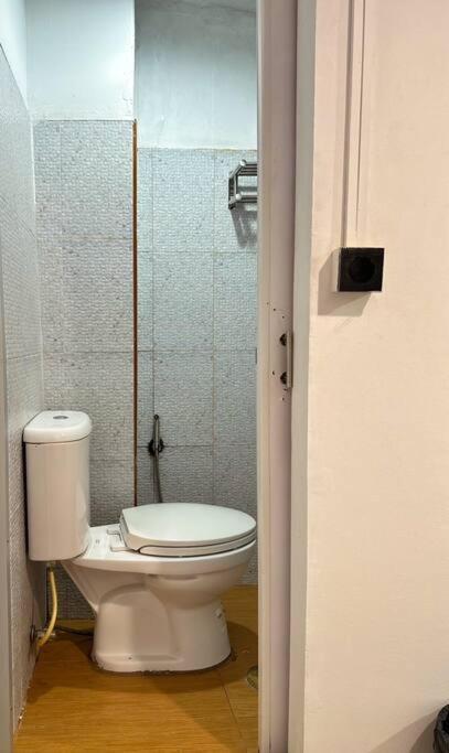 Pangsapuri Chubbi 5 Room10 *